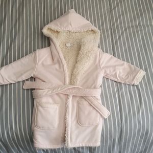 2T/3T Restoration Hardware Robe